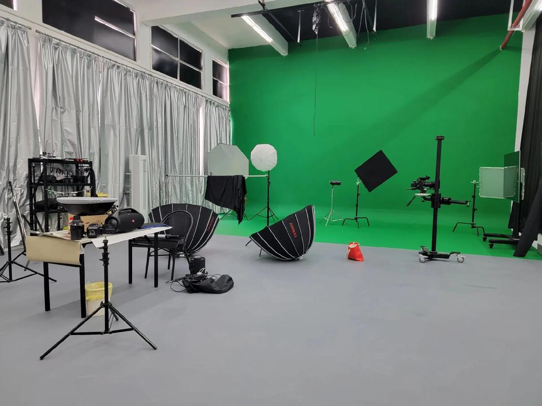 深夜的魔法 摄影棚加班拍摄纪实